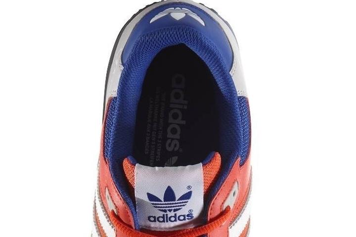 We have another collaboration with grises adidas Originals on the insole