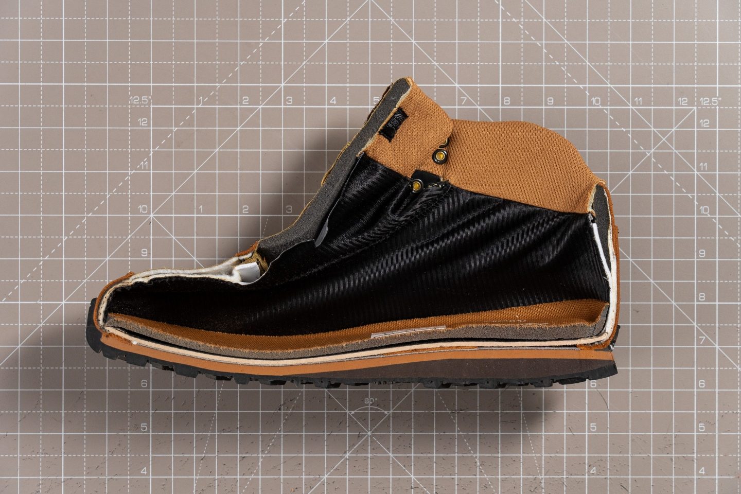 danner jag carbon black