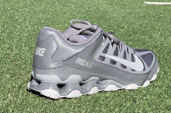 nike reax tr 8