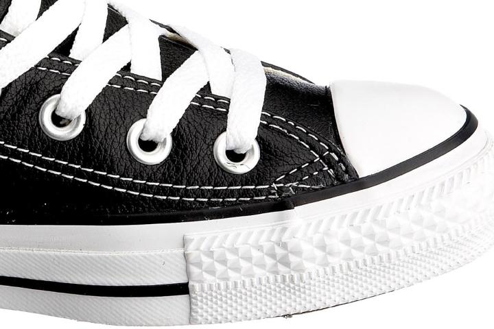 Converse Chuck Taylor All Star Leather High Top Toebox