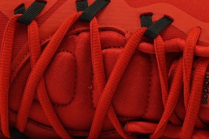 Adidas Crazylight Boost 2018 laces