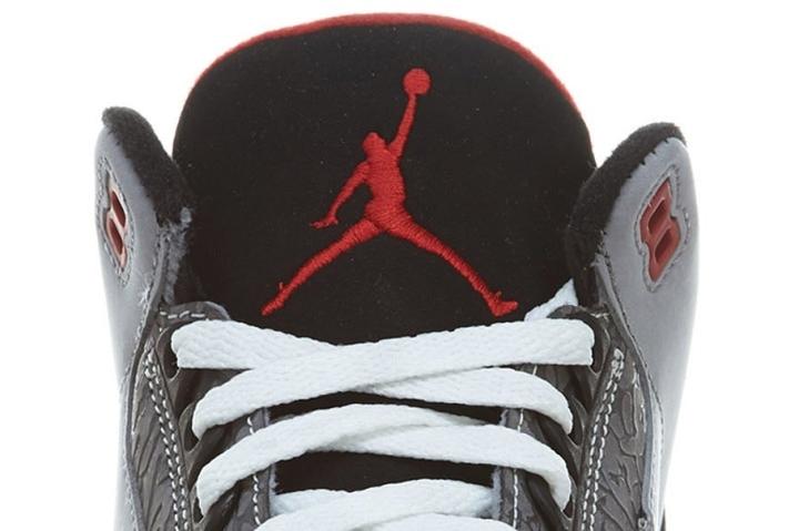 Air Jordan 3 Retro Investment3