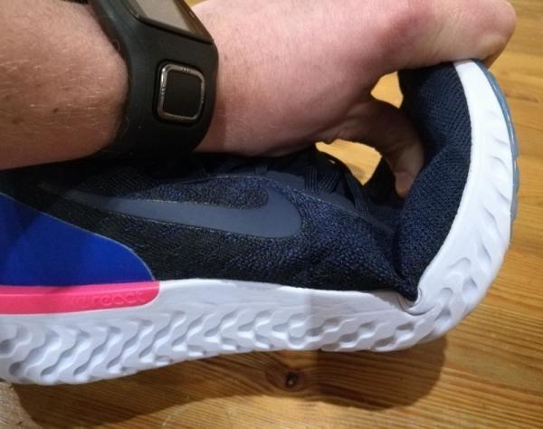 Nike epic react on sale flyknit 2 runrepeat