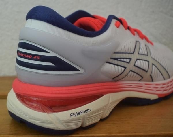 asics gel kayano 26 sizing