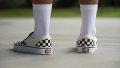 Vans Slip-On Lateral stability test