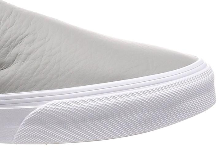 Vans slip outlet on blanche