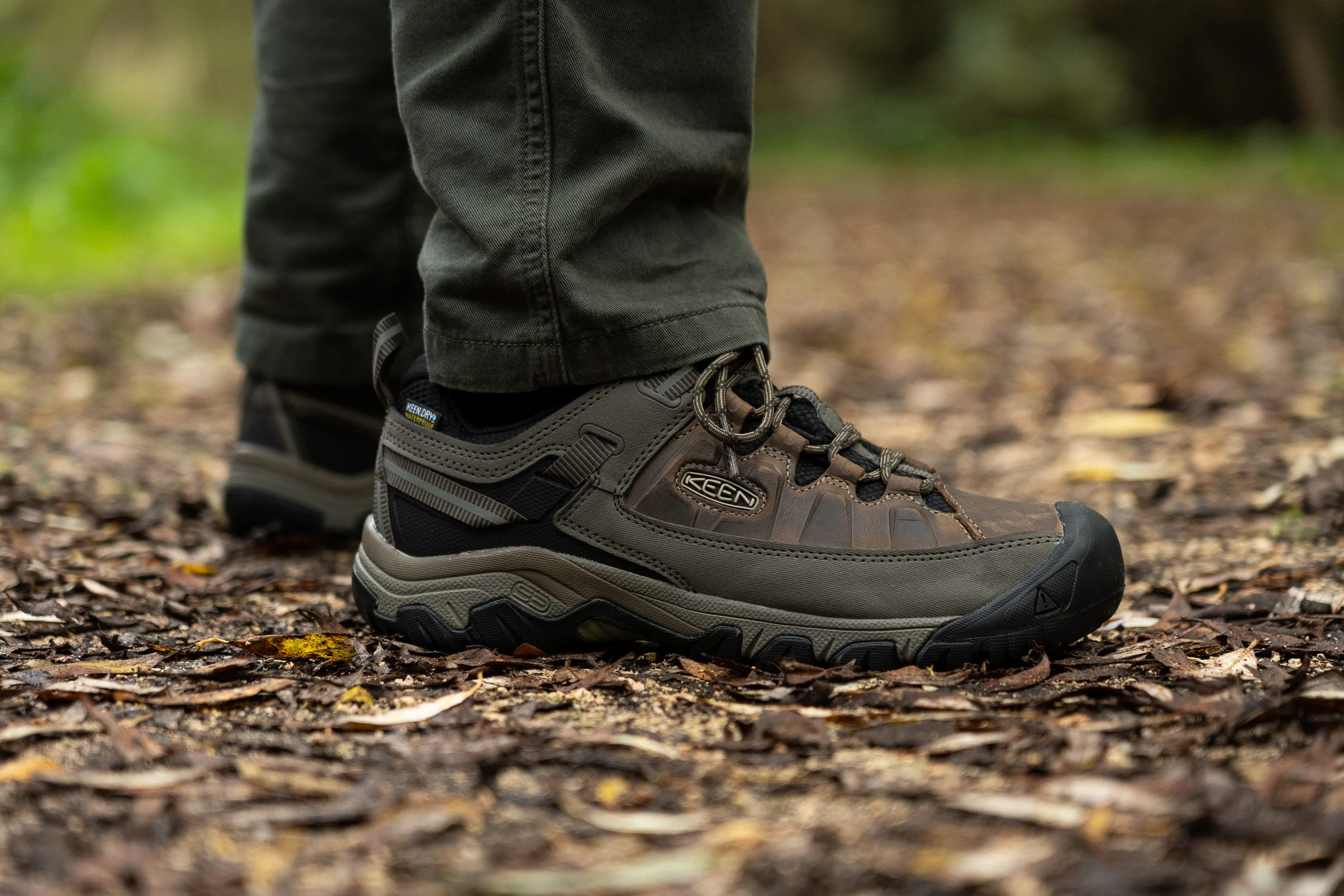 KEEN Targhee III waterproof boot cross-section showing KEEN.DRY technology layers
