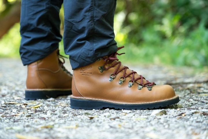 Cut in half: Danner Mountain Pass Review (2024) | RunRepeat