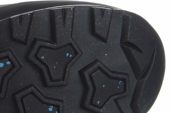 Lowas durable midsole powers the Tibet Superwarm GTX aggressive lugs