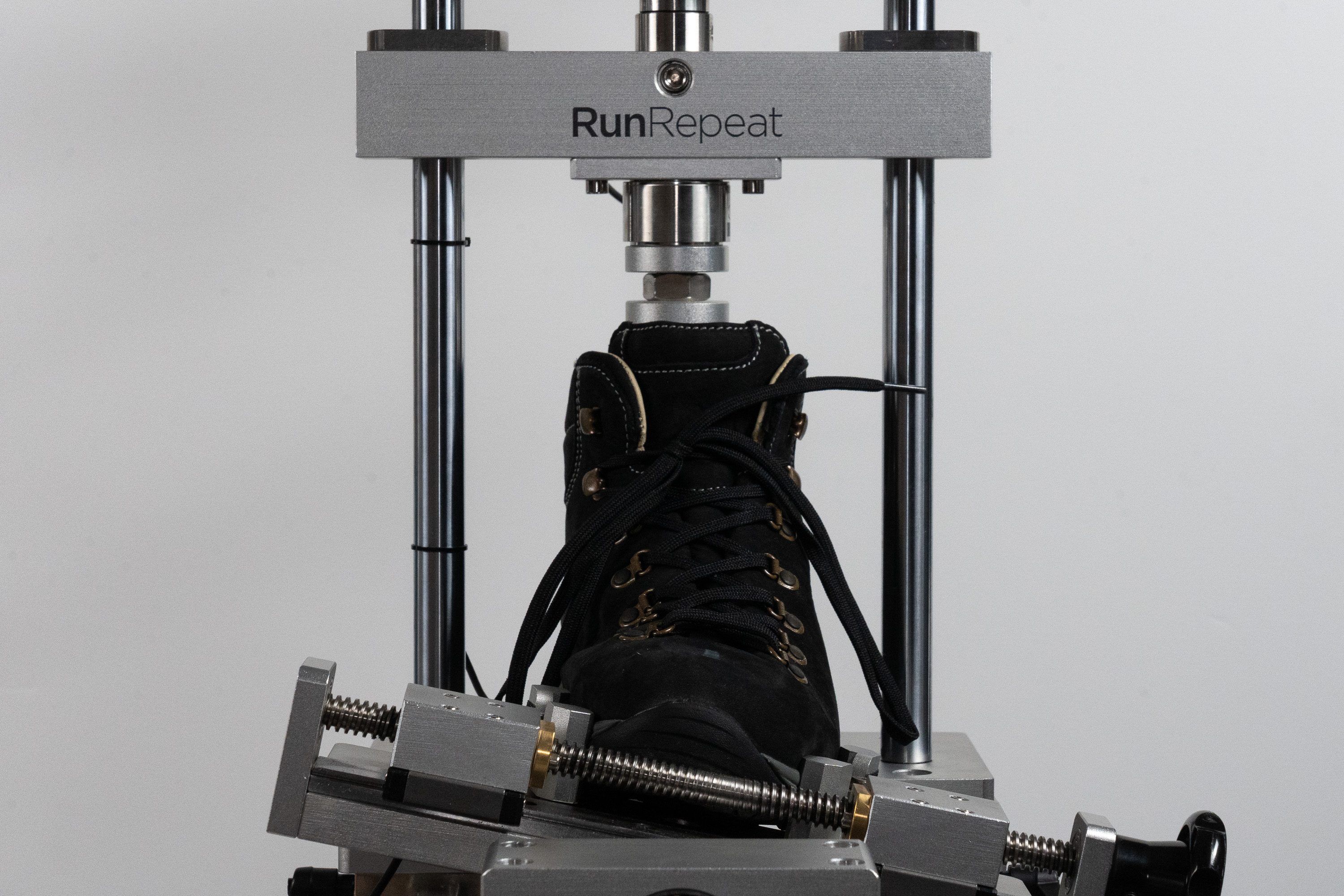 Zamberlan 320 Trail Lite Evo GTX Torsional rigidity