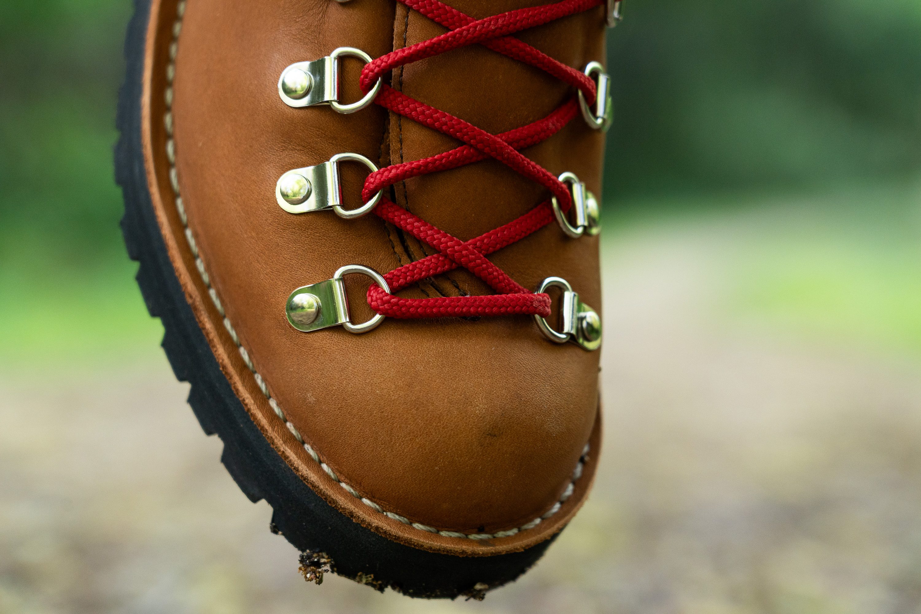 Danner Mountain Light stitch-down design