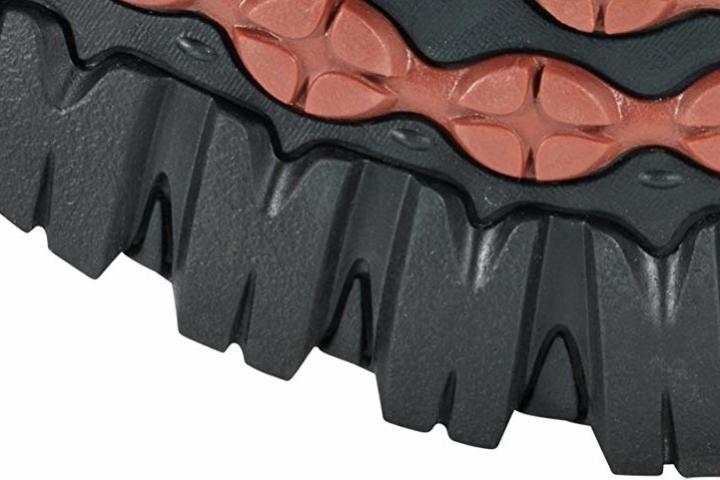 Timberland Mt. Maddsen Mid Waterproof aggressive lugs