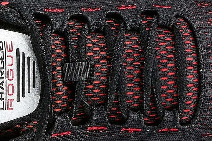 Under Armour 223 Rogue lace-up system