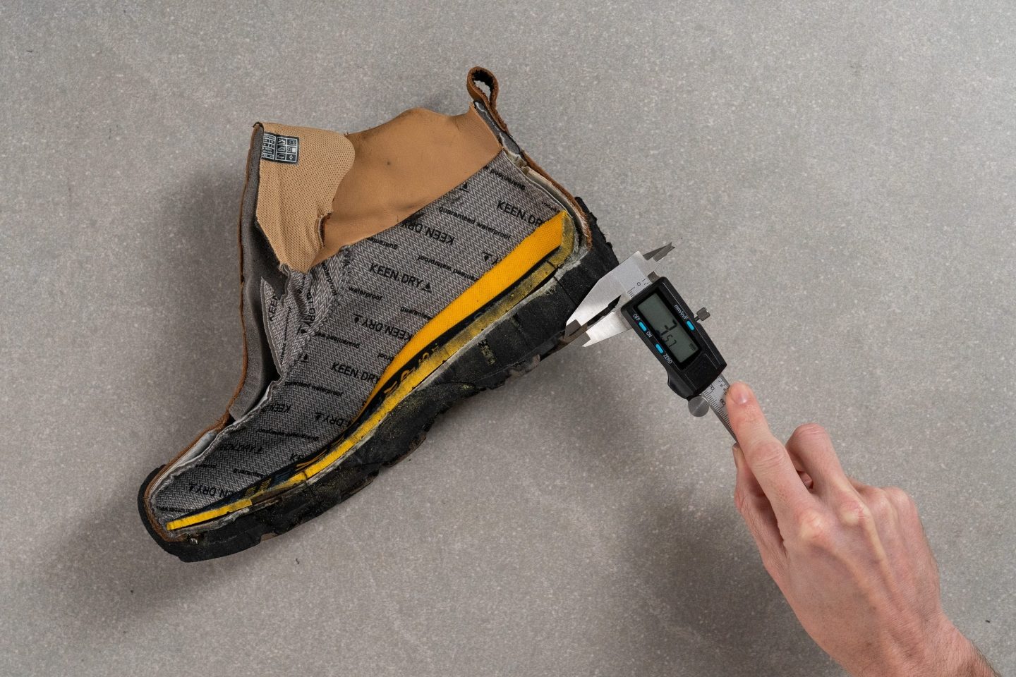 hiking shoes merrell mens