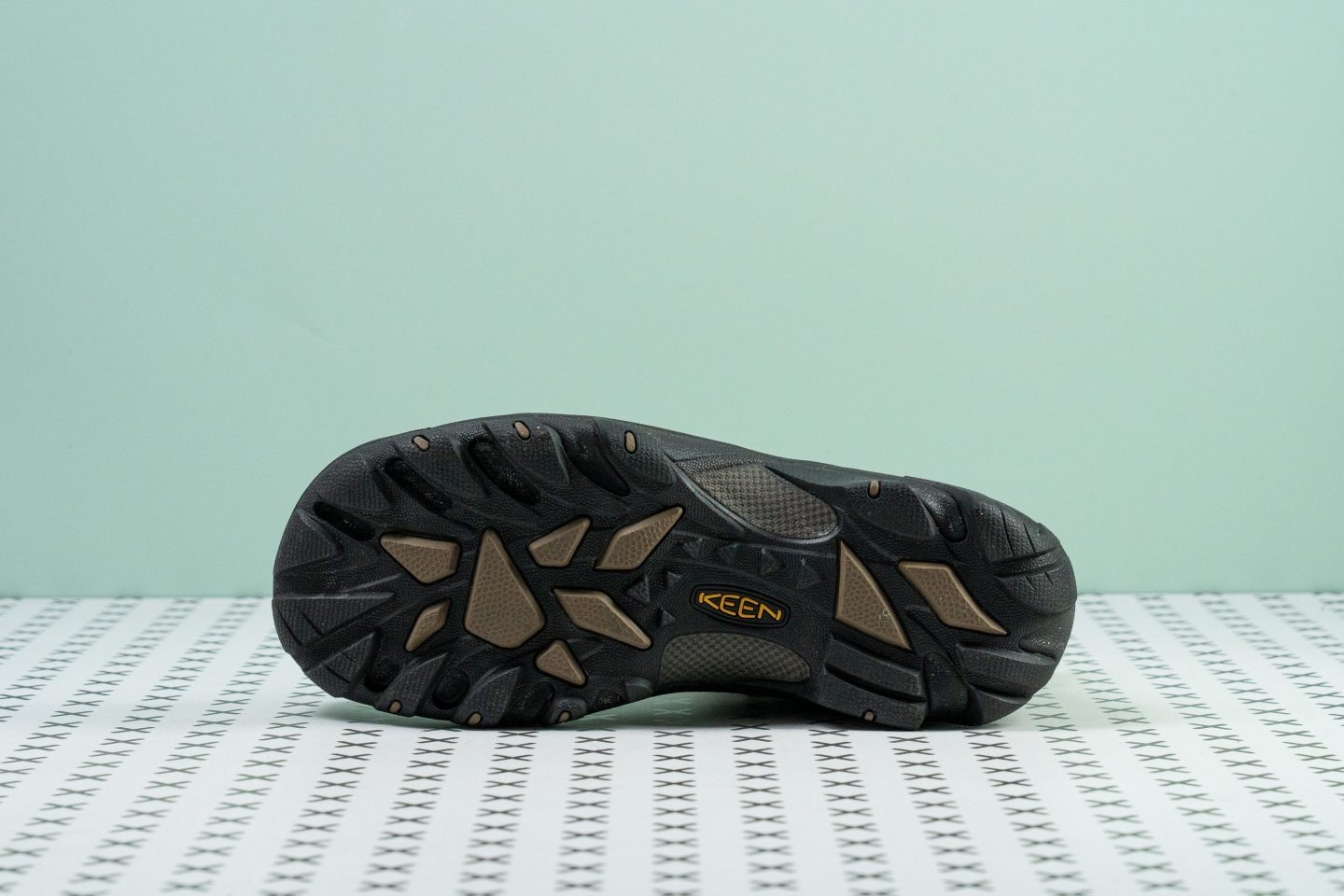 keen pyrenees womens