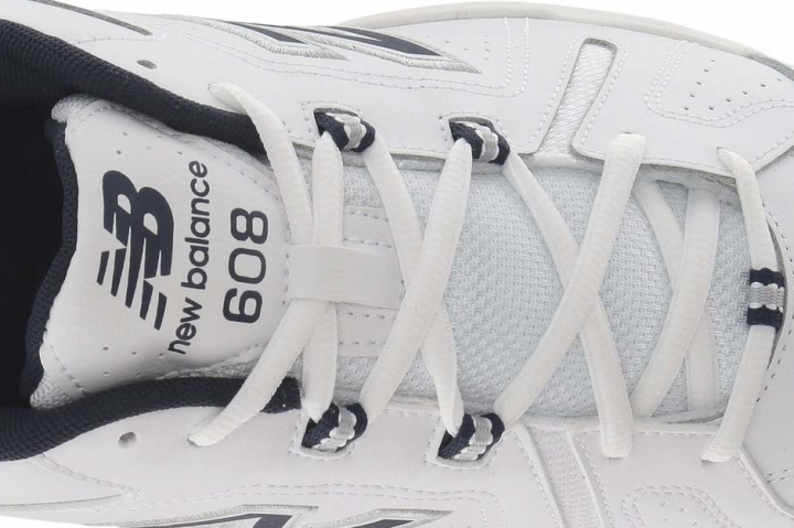 New Balance 608 v5 Lacing system
