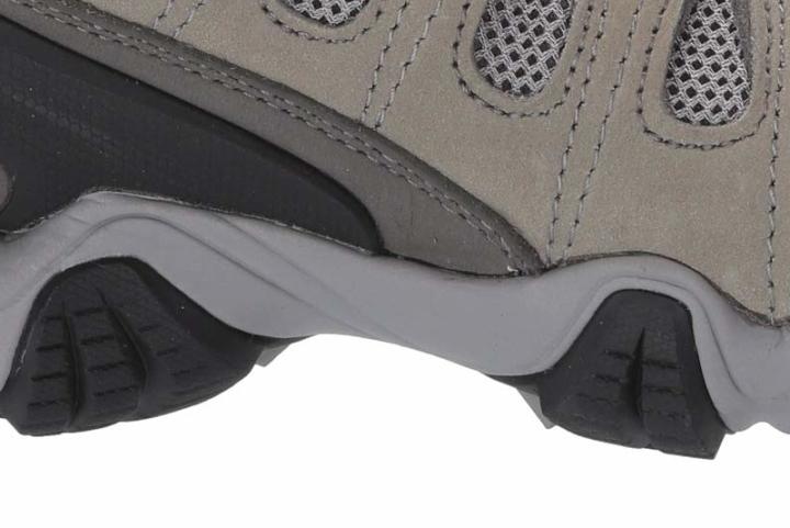 Provides durability and protection on the trails BDry arch support
