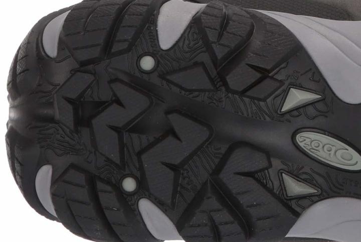 Excellent grip on most terrain types BDry outsole