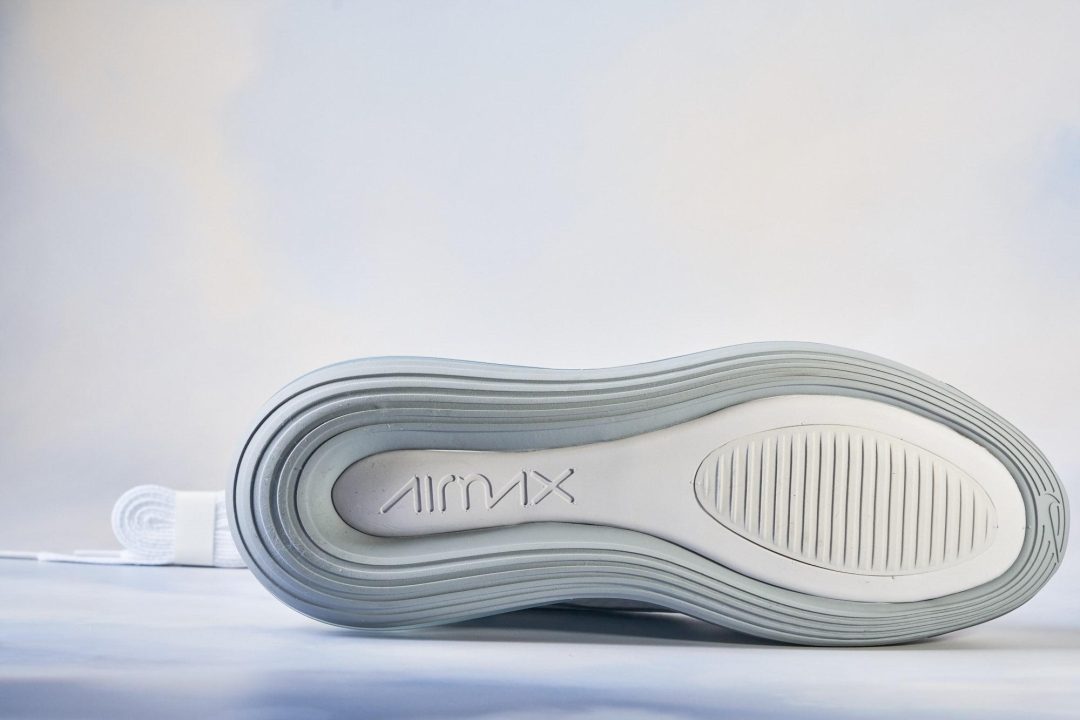 does nike air max 720 run small