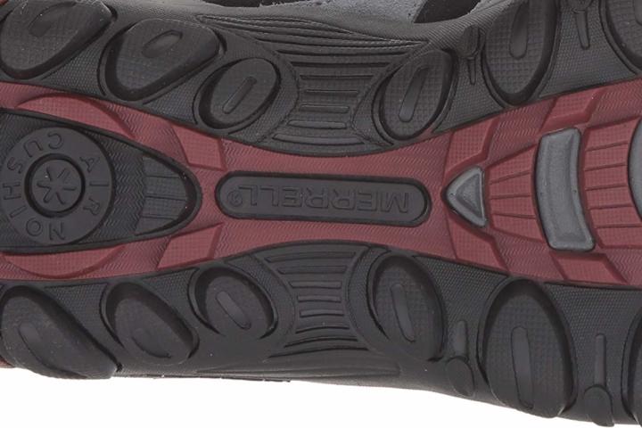 Provide sufficient protection from wet conditions outsole