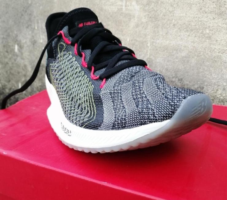 New-Balance-FuelCell-Rebel-the-toebox.jpg