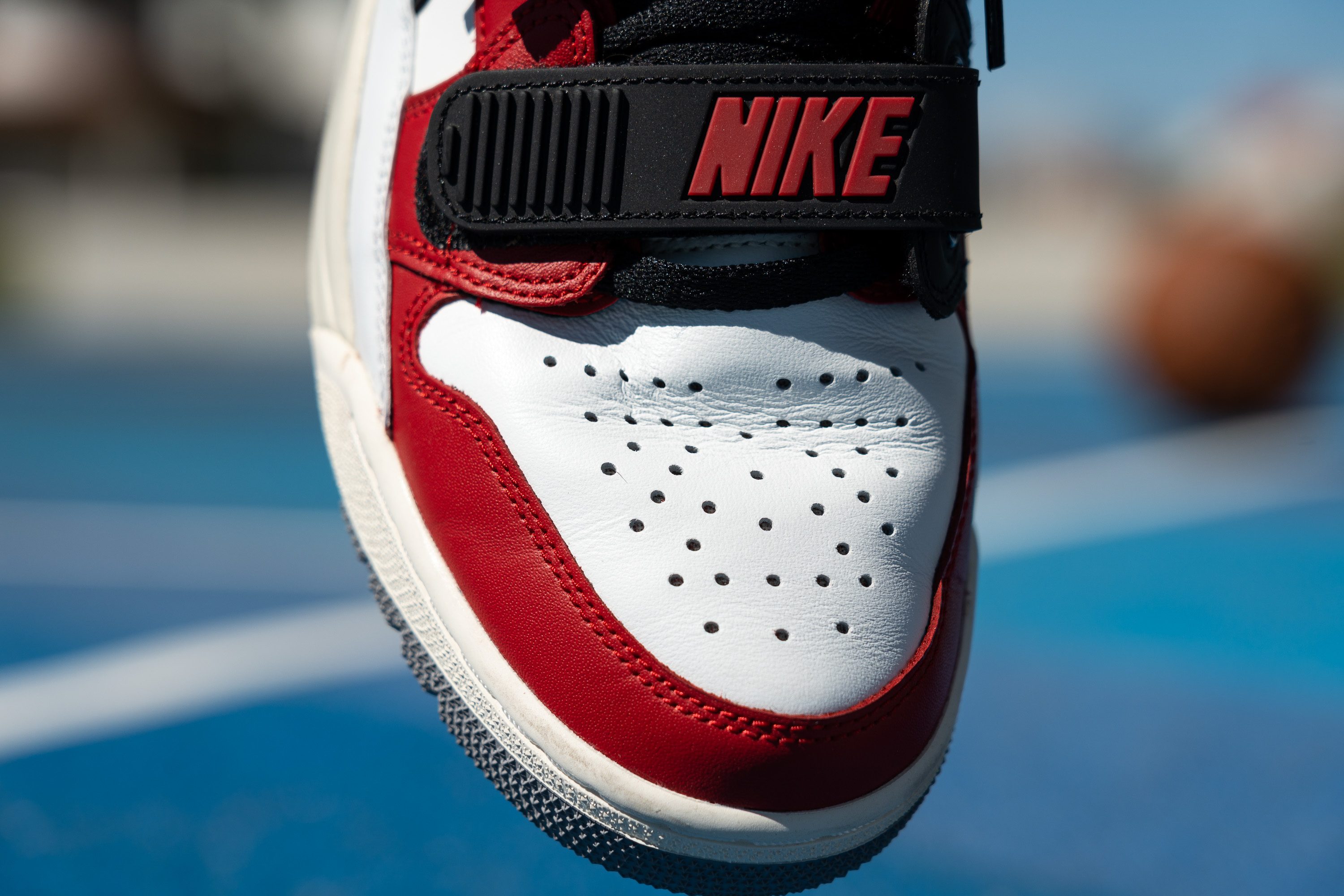 Jordan Legacy 312 Low_outdoor_010