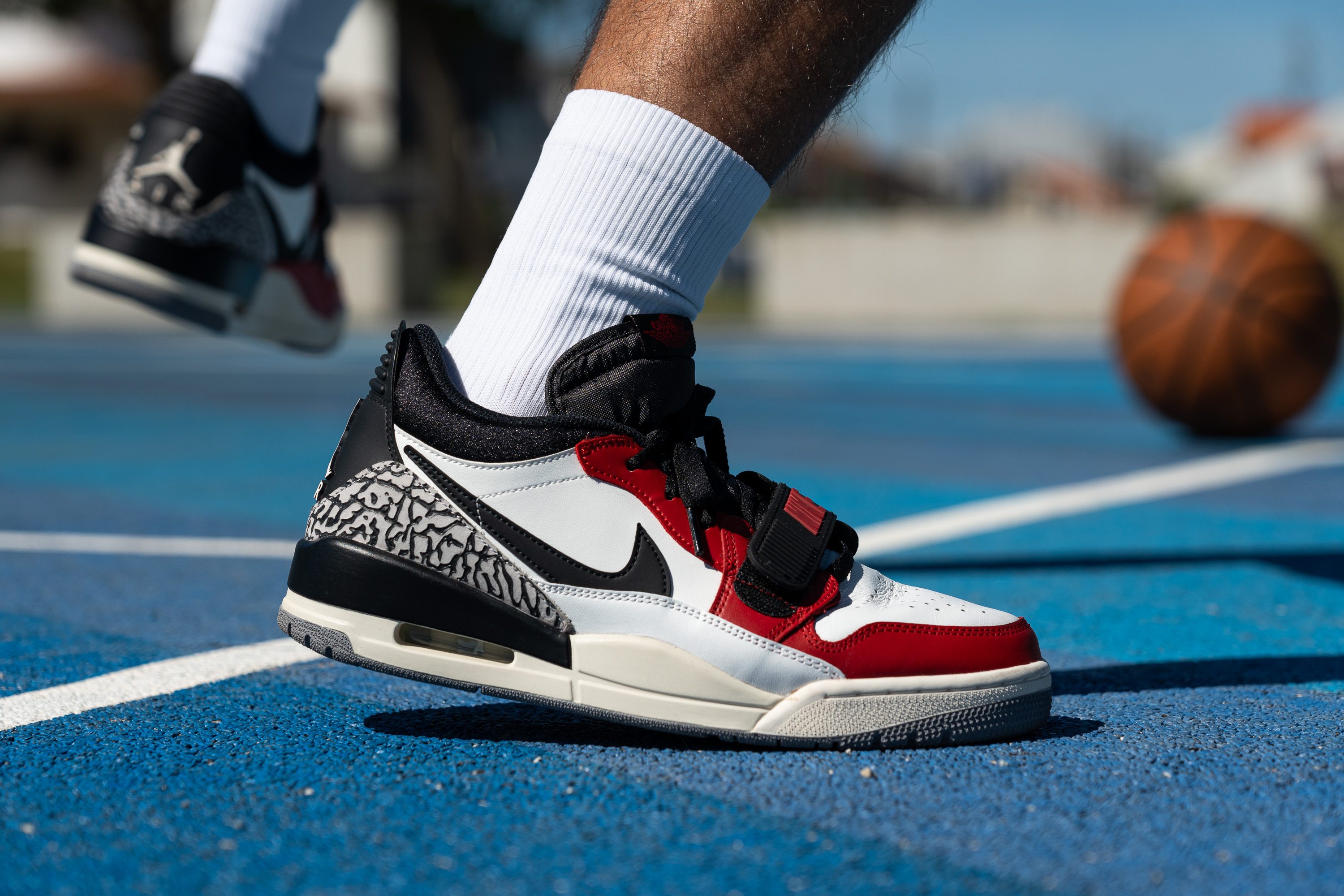 Jordan Legacy 312 Low_outdoor_011