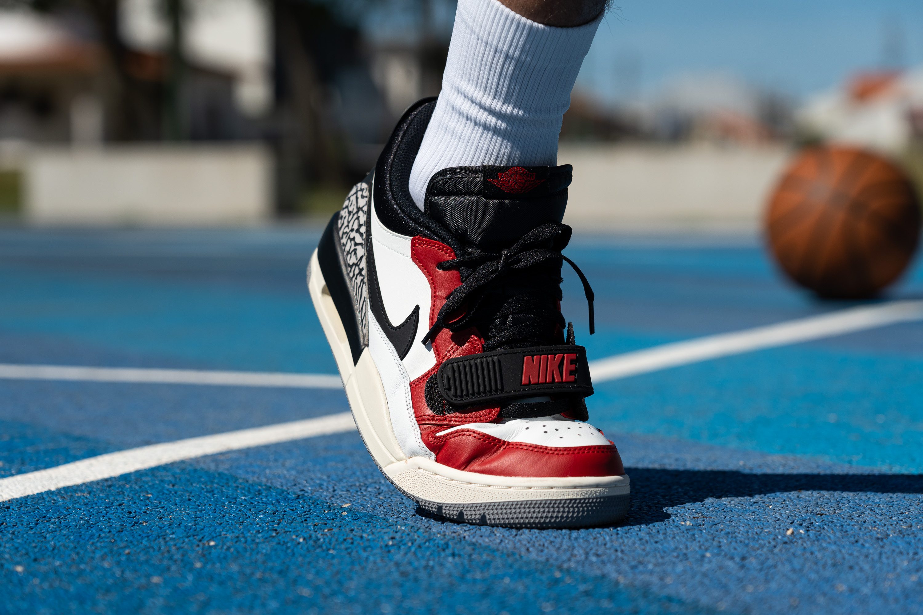 Jordan Legacy 312 Low_outdoor_04