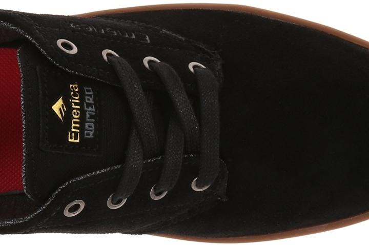 You want a shoe with a four-eyelet lacing system for adjusted fit Laces