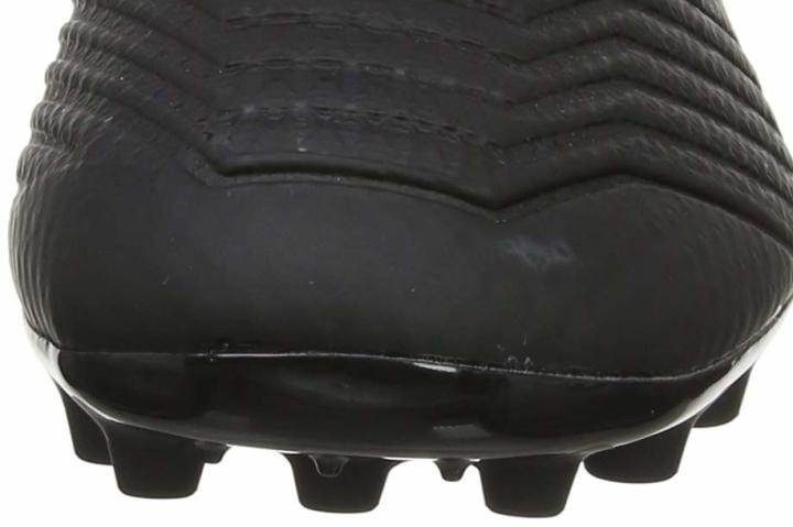 Adidas Predator 19.3 Shoes closeup toebox