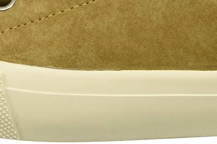 It has a contoured and cushioned footbed and cotton canvas lining that offer superior comfort midsole