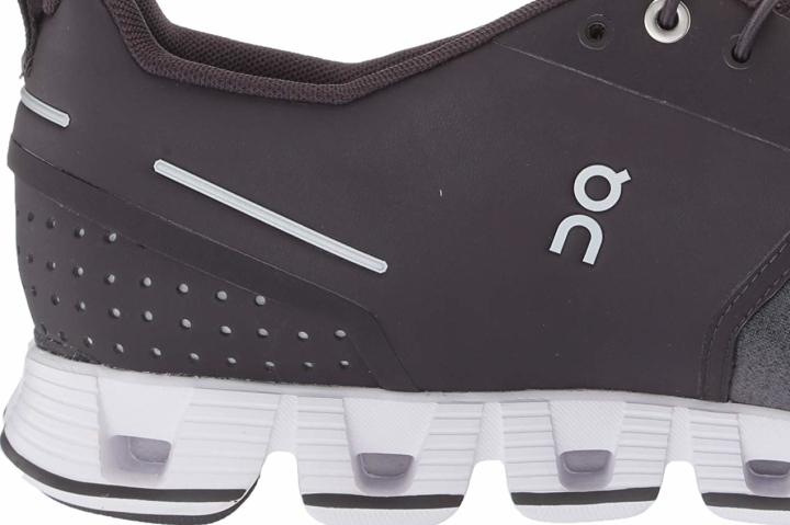 runners with neutral pronation and supinators feet roll outward midsole