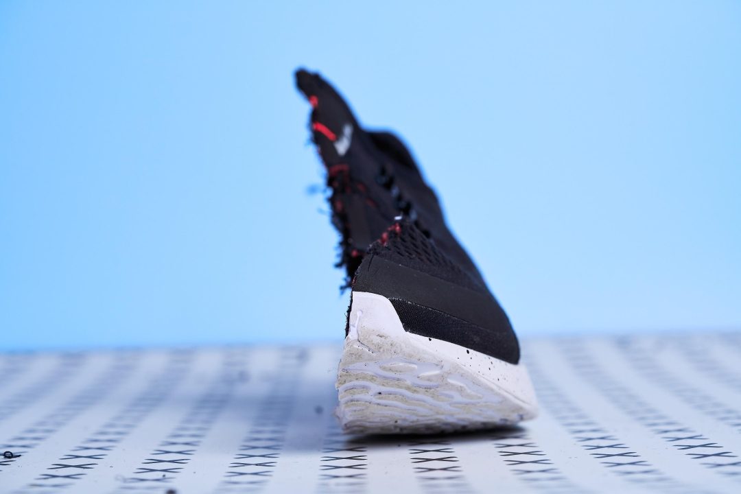 tenis jordan react havoc