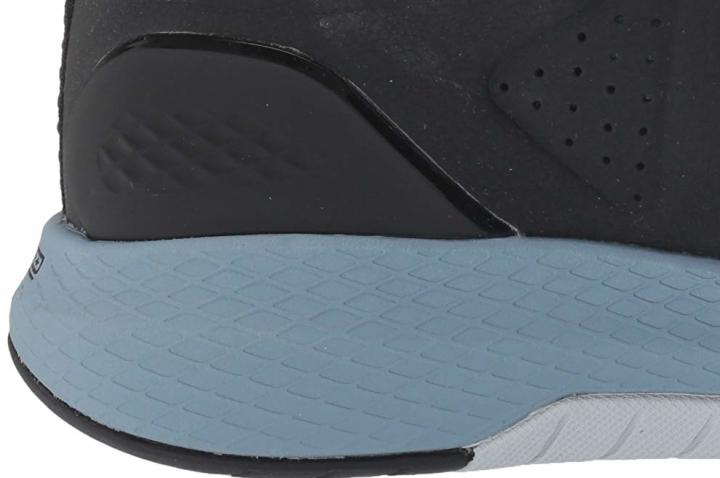 Golf Under Armour Commit 2 Midsole1