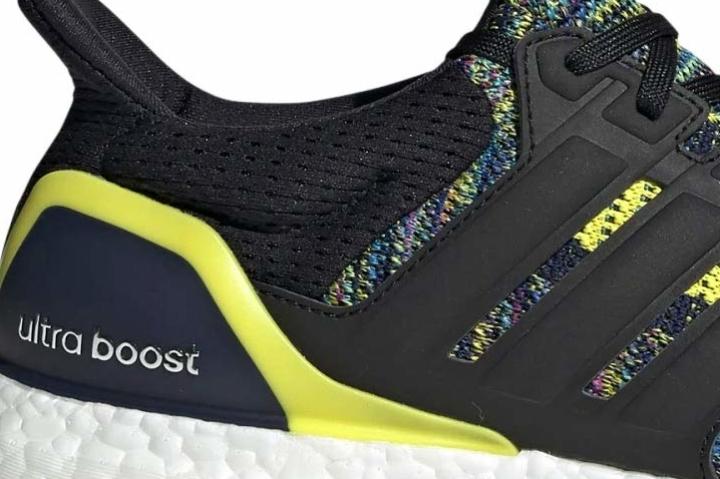 Adidas Ultraboost Multicolor Helps mitigates overexertion
