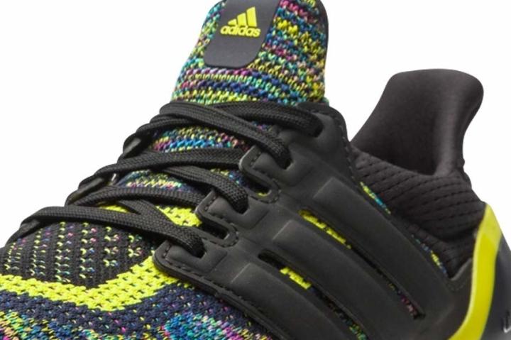 Adidas Ultraboost Multicolor holds the foot in place 