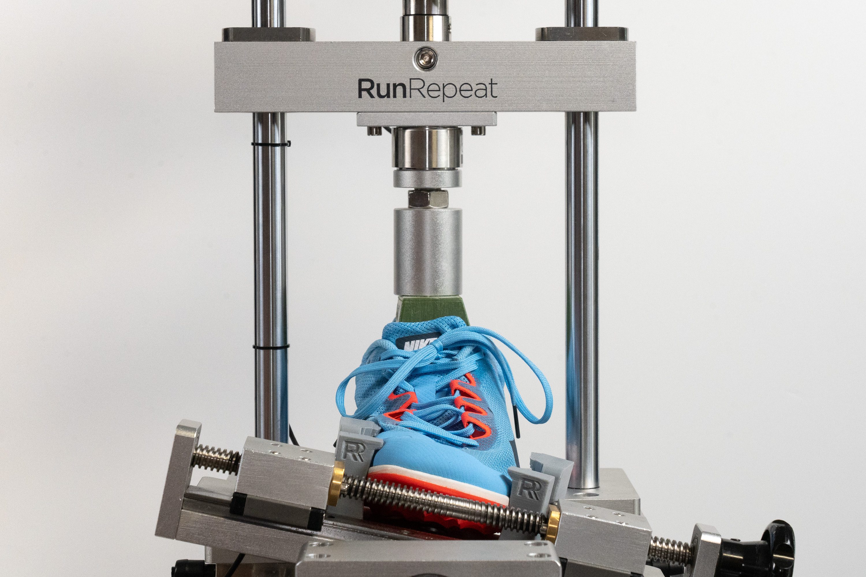 Nike Zoom Rival D 10 Torsional rigidity