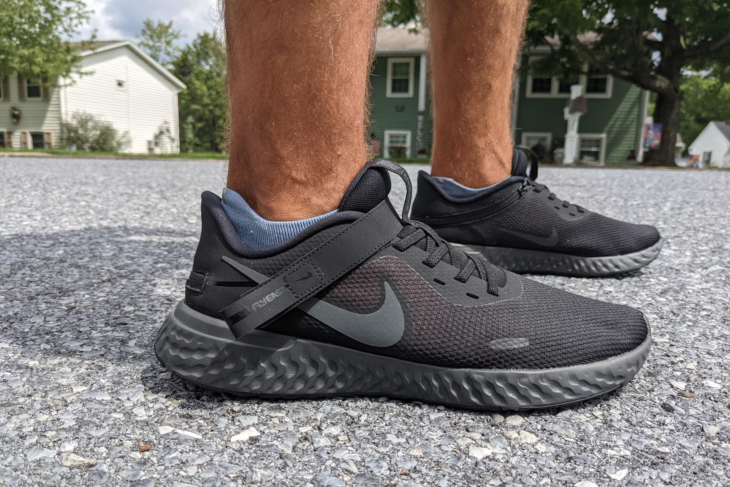 nike revolution shoes review