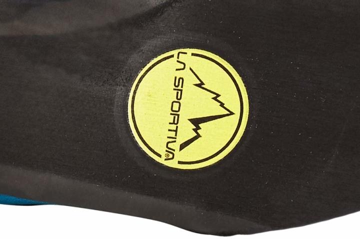 Prefer a climbing shoe that provides sufficient slip resistance on a variety of surfaces outsole