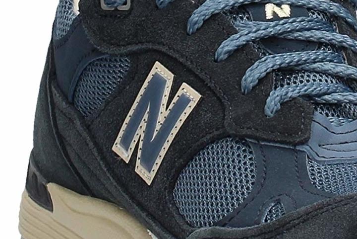 New Balance 991 N logo side view