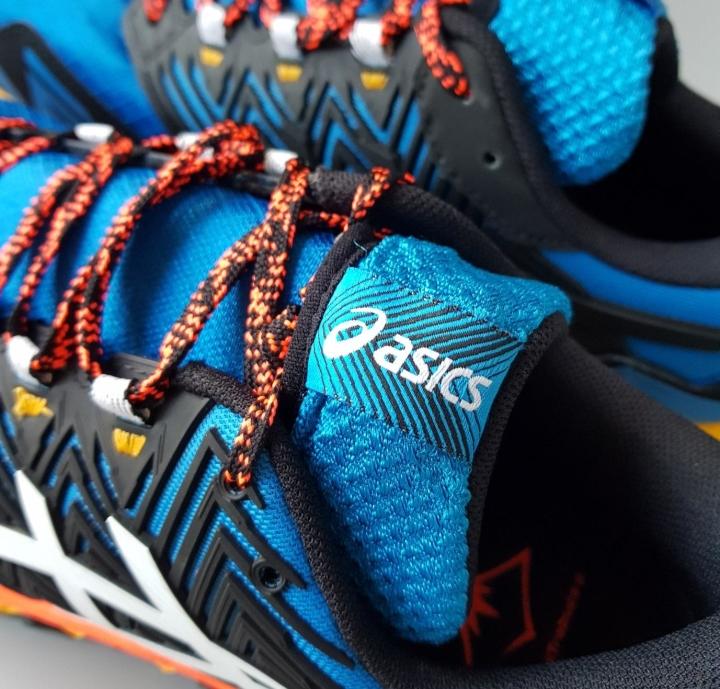 Asics-Gel-FujiTrabuco-8-laces.jpg