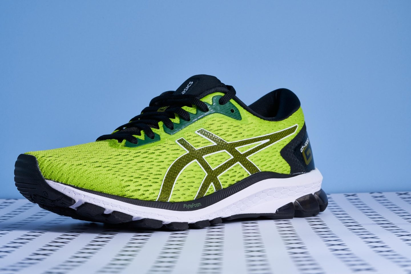 Cut in half: ASICS GT 1000 9 Review | RunRepeat