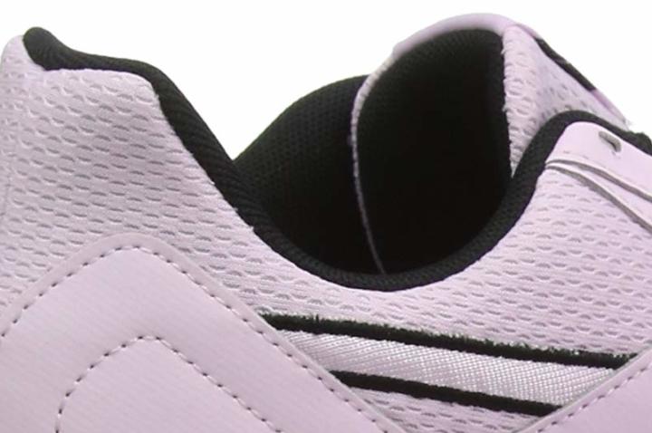 Reebok Lite 2.0 secures the foot