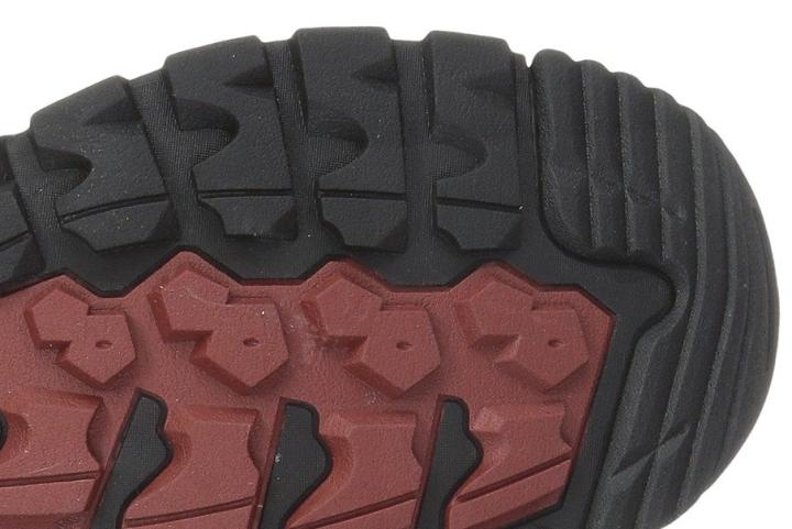 Prefer a hiking shoe that offers a cushioned and supportive platform for the foot outsole 1
