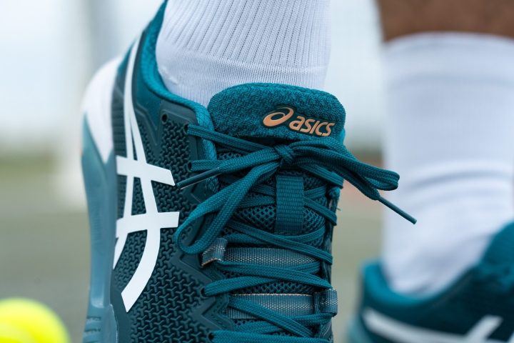 ASICS Gel Resolution 8 laces