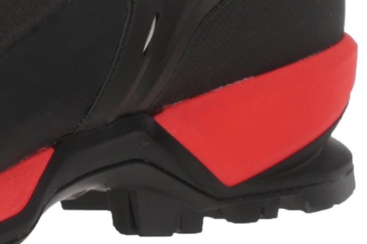 Excellent underfoot support Provides additional friction for toe hooking