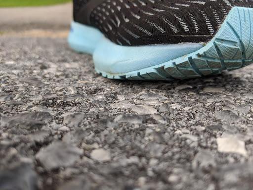 Brooks Hyperion Tempo Review, Facts, Comparison | RunRepeat