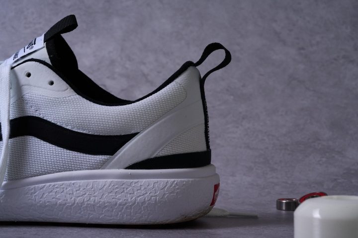 Vans-UltraRange-Exo-Heel-Detail.jpg