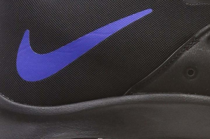 Nike Air Versitile III Logo1