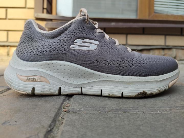 Comparison | Skechers Arch Fit Review, La première basket Skechers ...